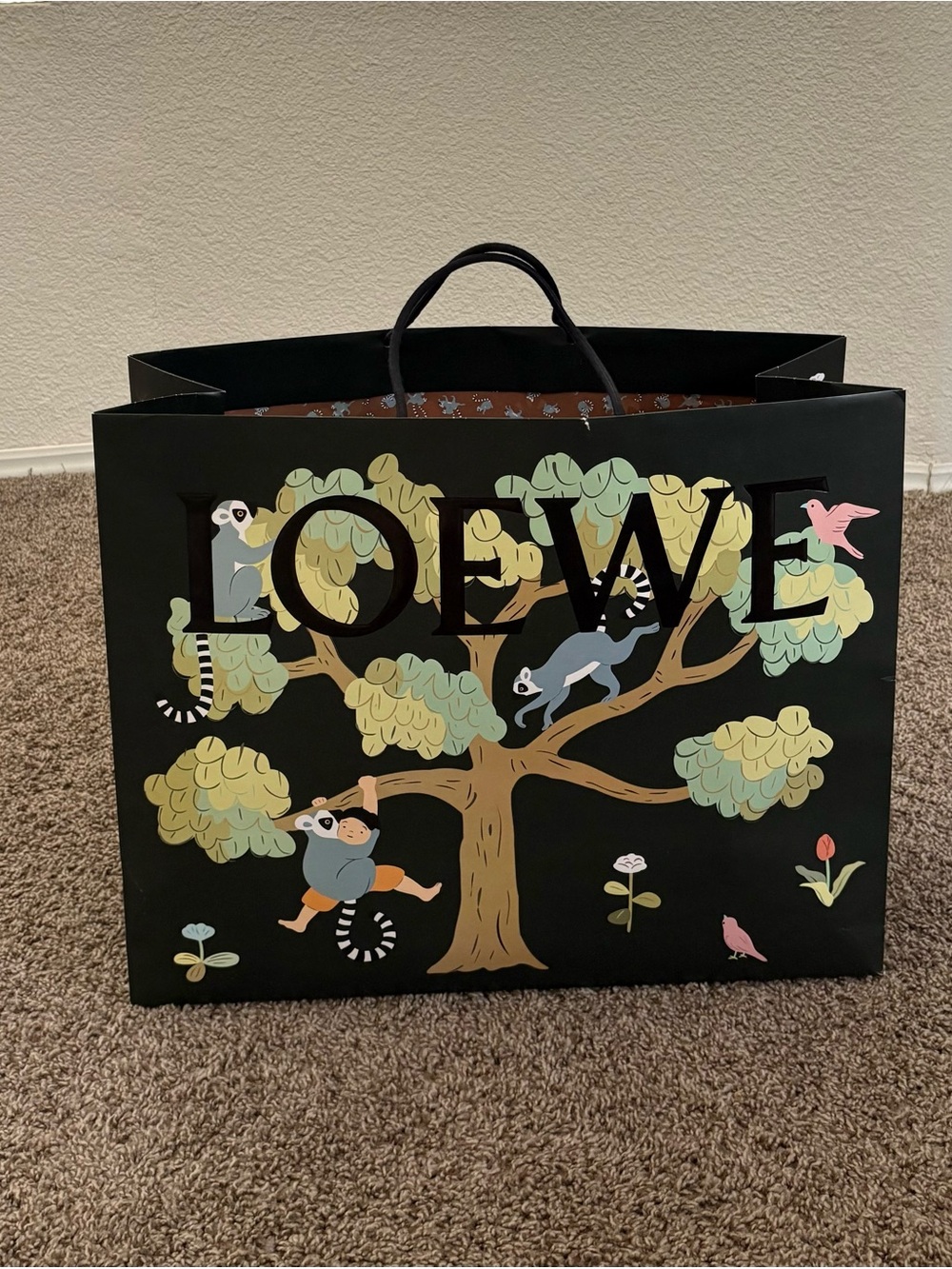 LOEWE paper shopping bag - Picture 6 of 9